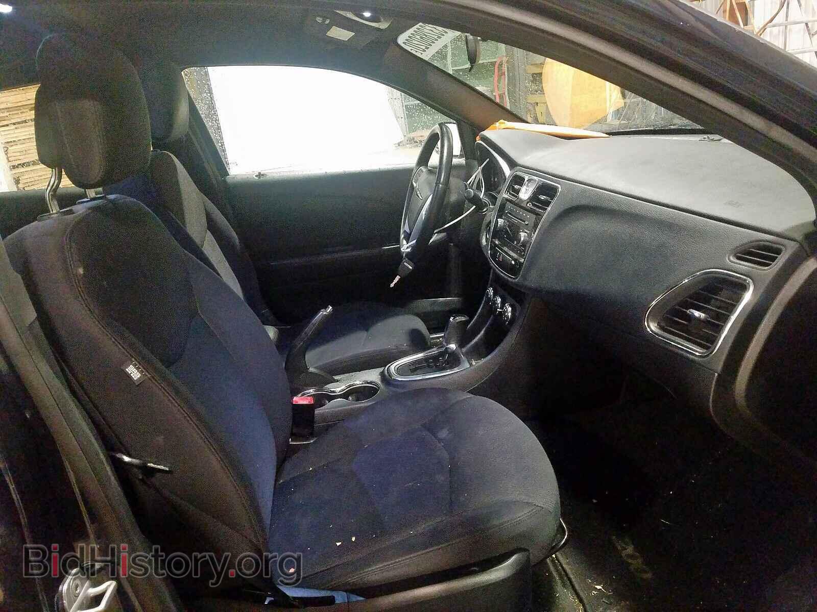 2012 CHRYSLER 200 - VIN: 1C3CCBBB8CN301500 - Фото 5