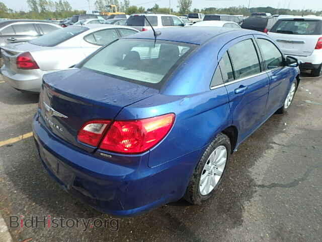 2010 CHRYSLER SEBRING - VIN: 1C3CC5FB3AN191092 - Фото 4