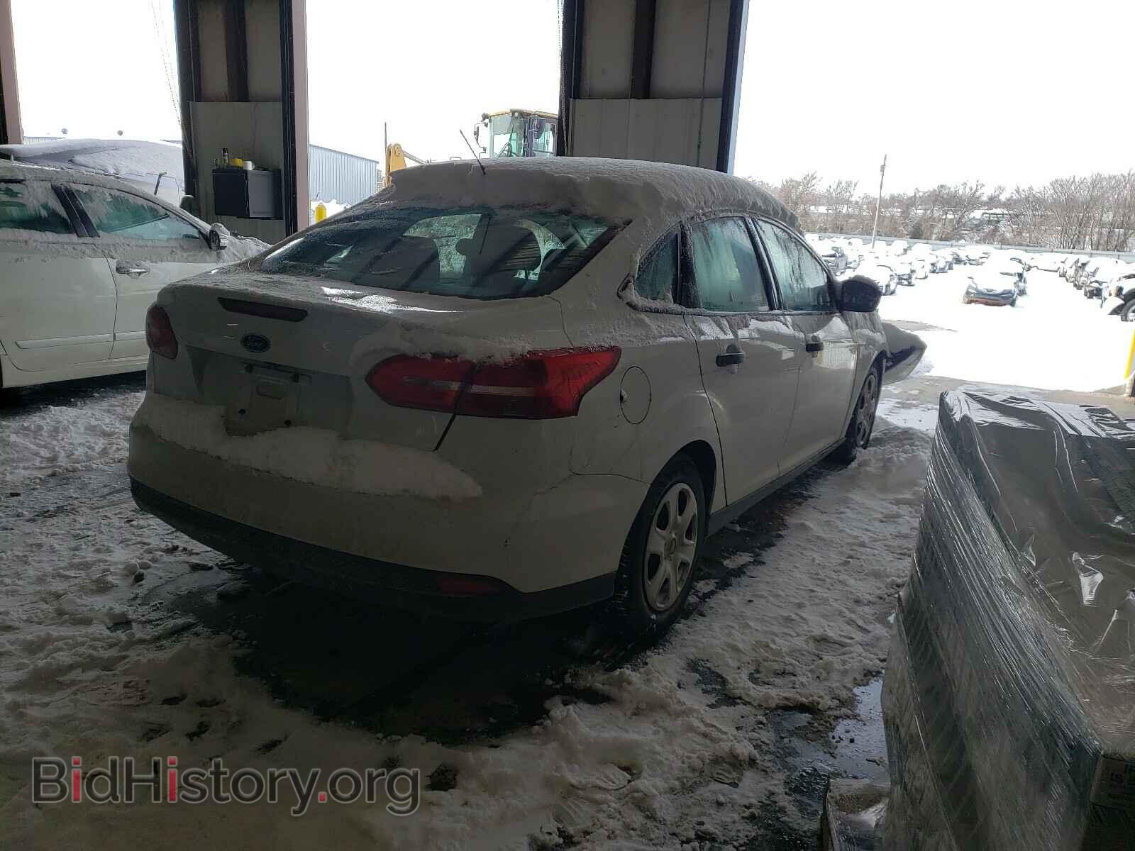 2016 FORD FOCUS - VIN: 1FADP3E20GL398687 - Photo 4