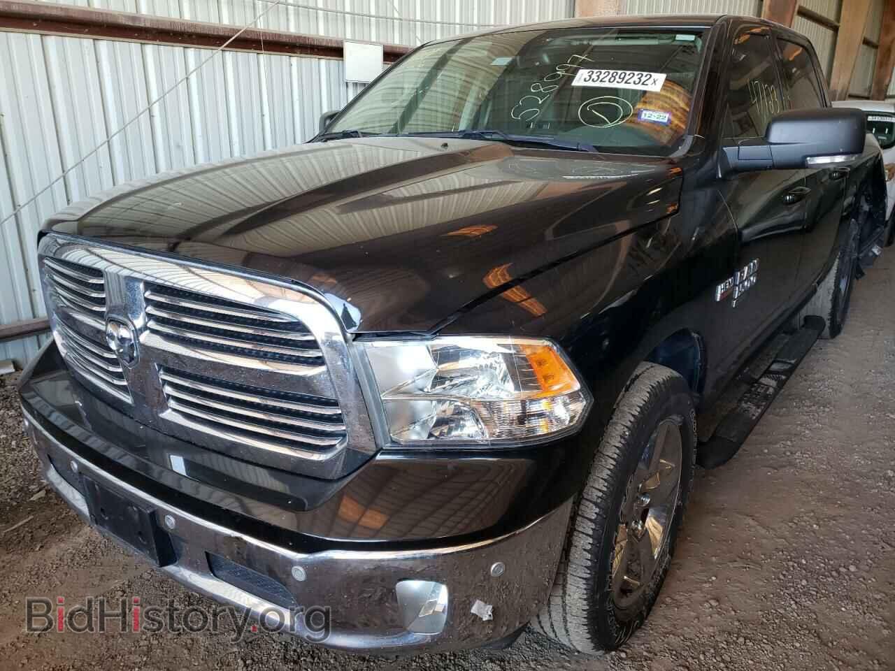 2019 RAM 1500 - VIN: 1C6RR6LT2KS528997 - Фото 2