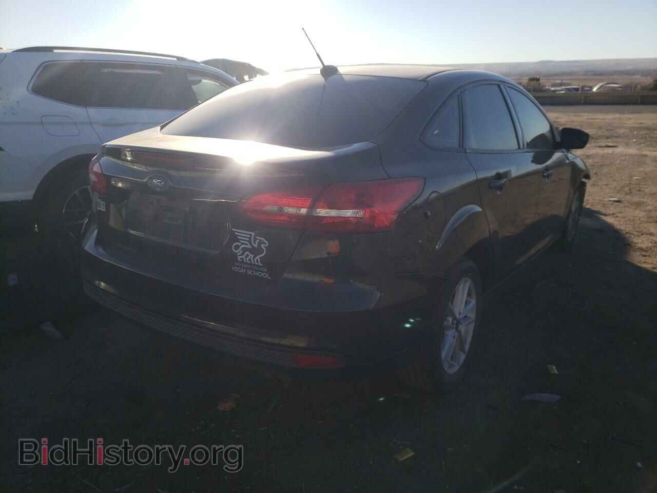2016 FORD FOCUS - VIN: 1FADP3F27GL398992 - Photo 4