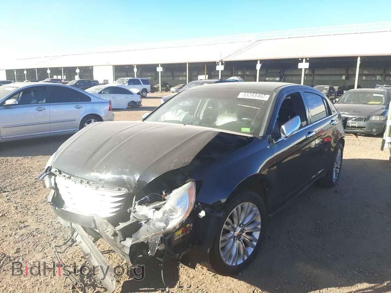 2011 CHRYSLER 200 - VIN: 1C3BC2FB8BN556023 - Фото 2