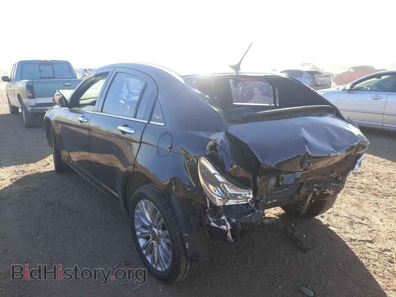 2011 CHRYSLER 200 - VIN: 1C3BC2FB8BN556023 - Фото 3