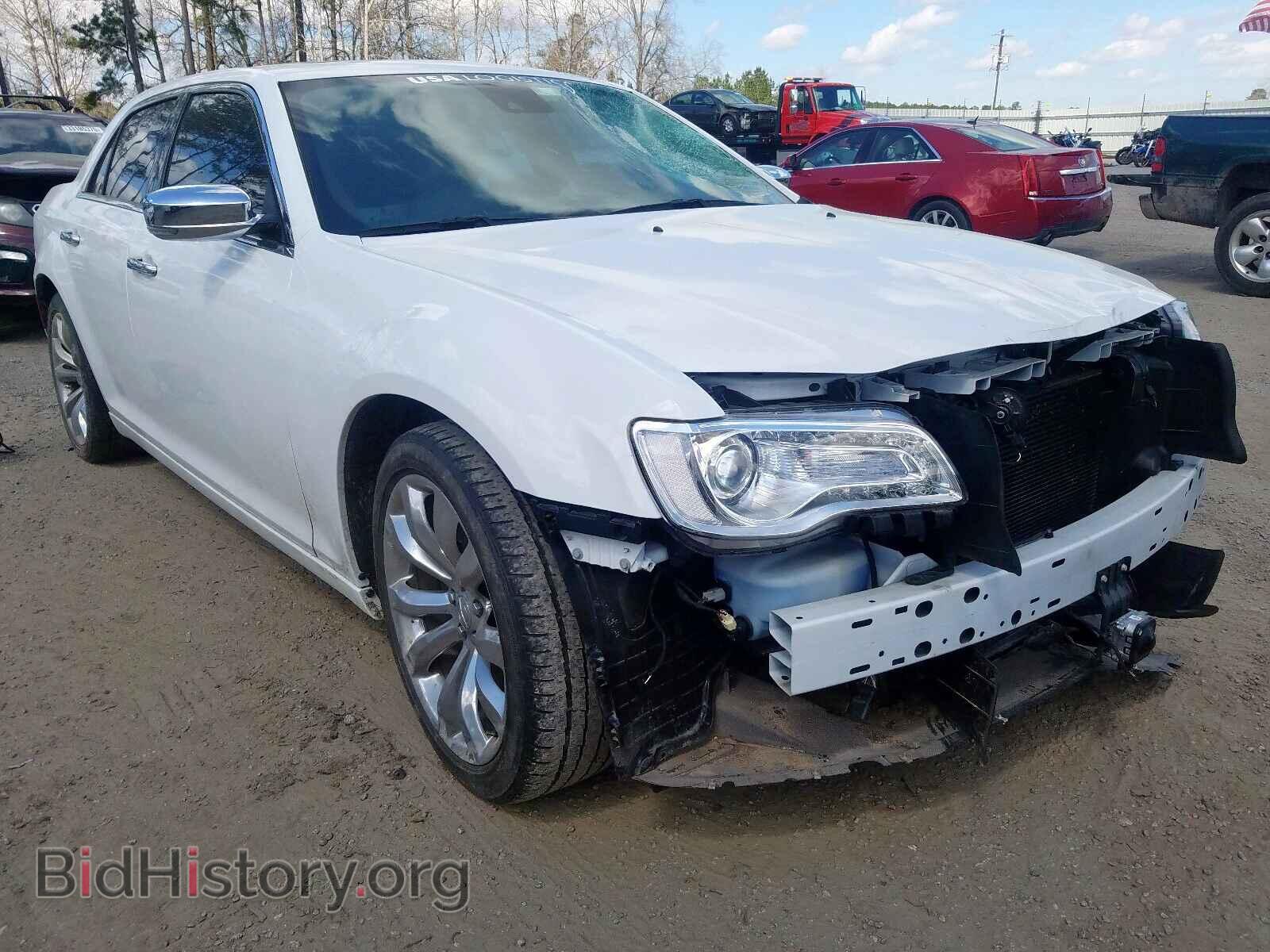 Фотография 2C3CCAEG0JH222779 - CHRYSLER 300 2018