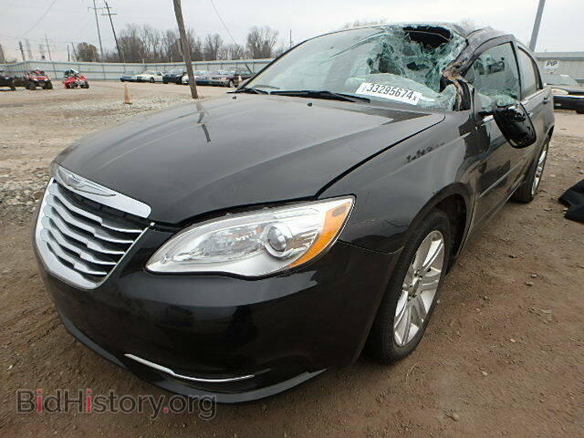 2013 CHRYSLER 200 - VIN: 1C3CCBBB9DN714186 - Фото 2