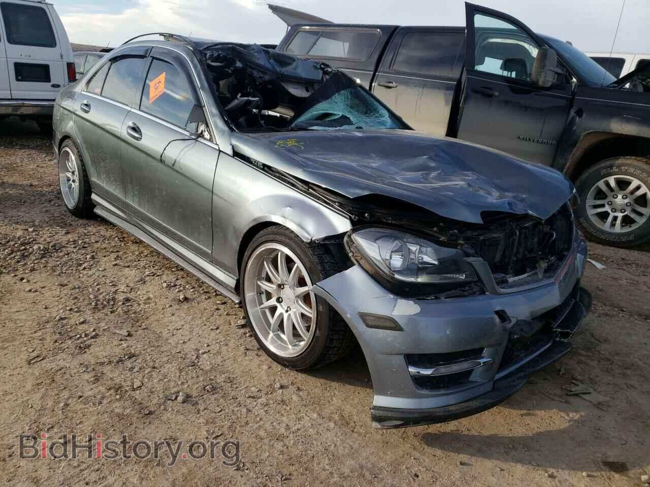 Фотография WDDGF8BB6CA643841 - MERCEDES-BENZ C-CLASS 2012