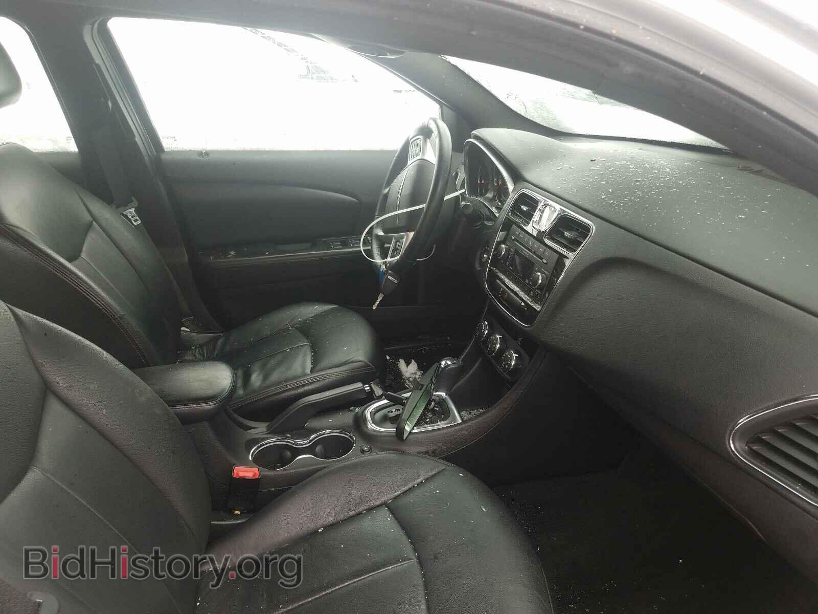2011 CHRYSLER 200 - VIN: 1C3BC1FB1BN615746 - Фото 5