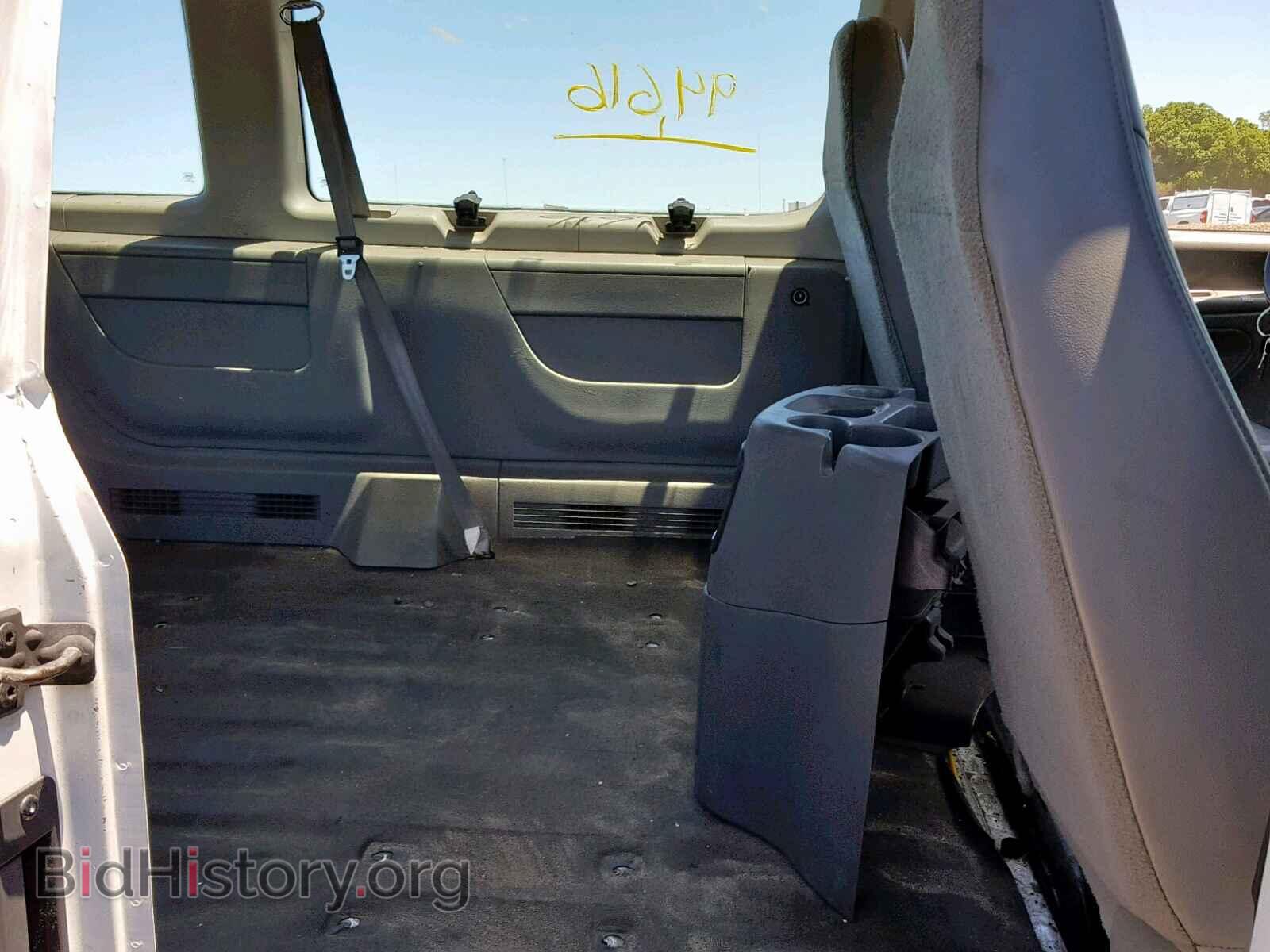 2004 FORD ECONOLINE - VIN: 1FBSS31L84HB46297 - Фото 6