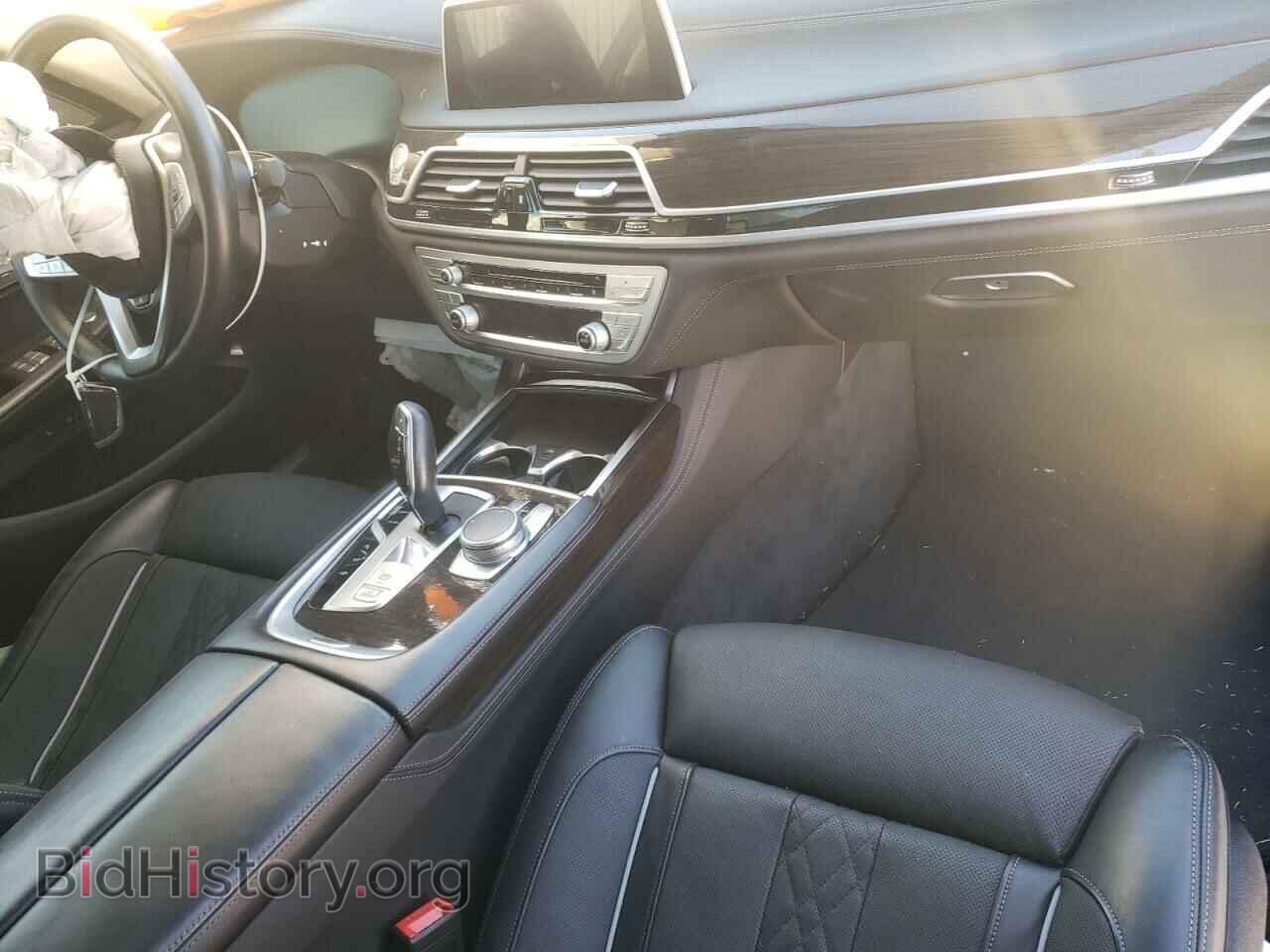 2020 BMW 7 SERIES - VIN: WBA7T2C08LCE39530 - Фото 9