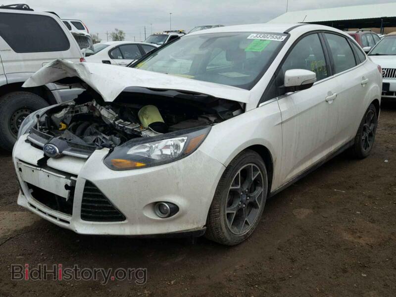 2012 Ford FOCUS (VIN 1FAHP3J25CL227421) — photo 2 of 10