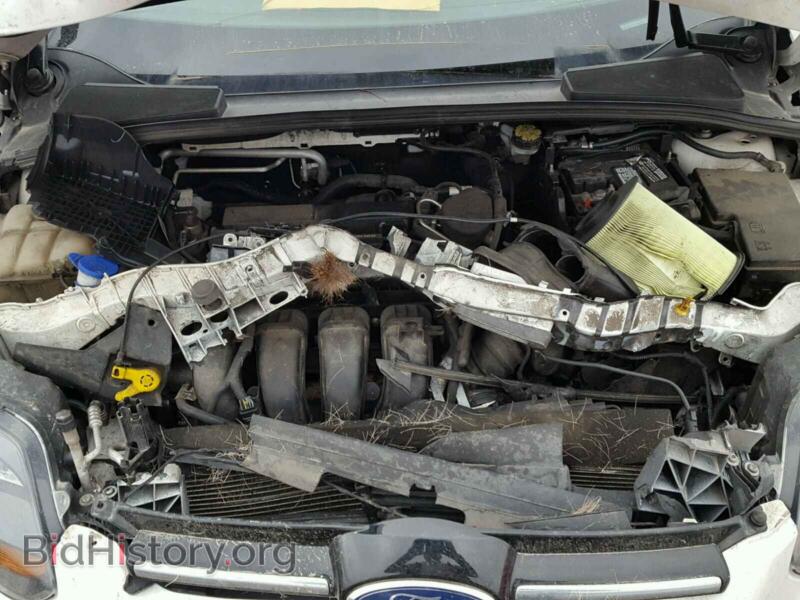 2012 Ford FOCUS (VIN 1FAHP3J25CL227421) — photo 7 of 10