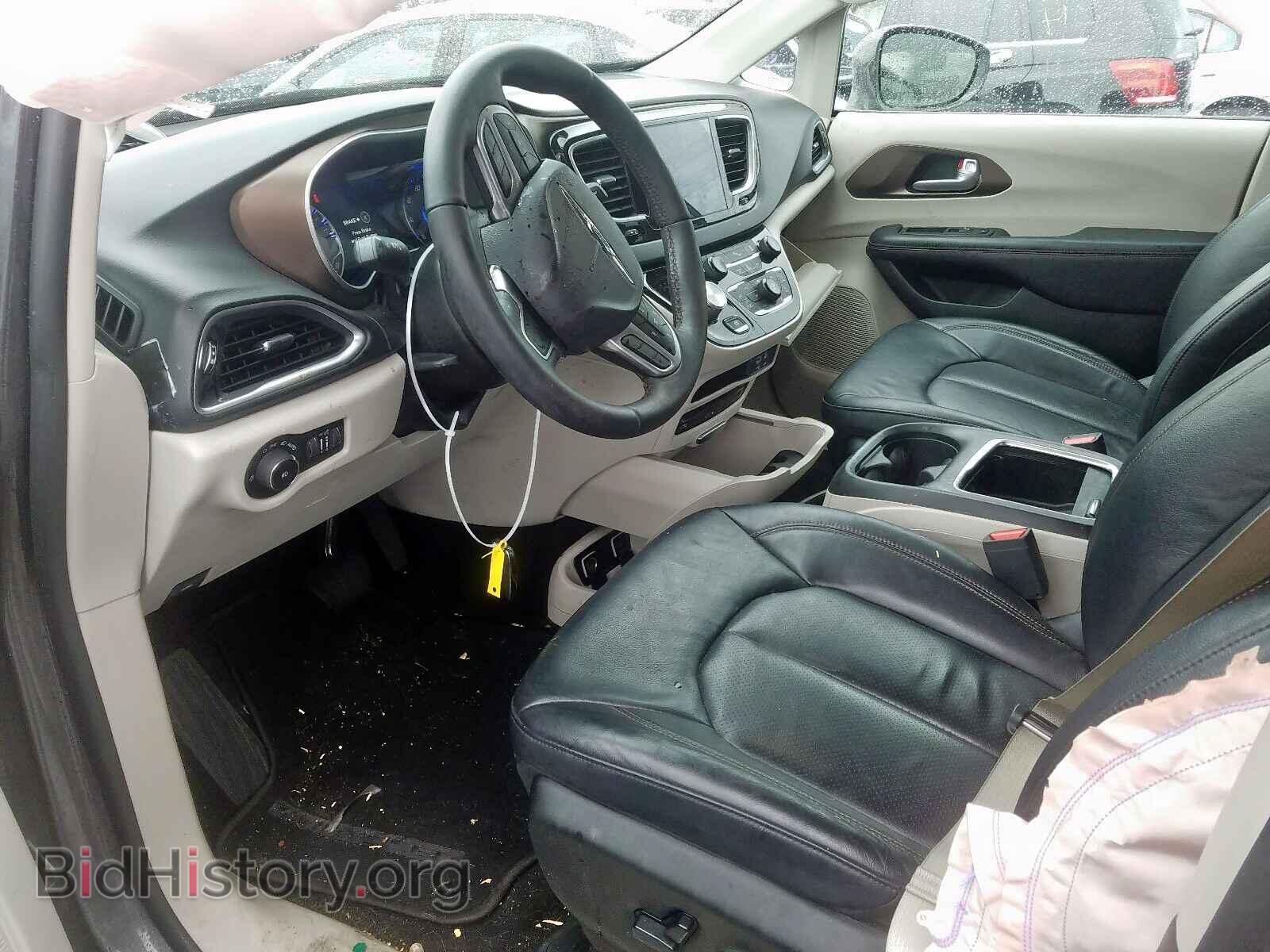 2017 CHRYSLER PACIFICA - VIN: 2C4RC1EG7HR785922 - Photo 9