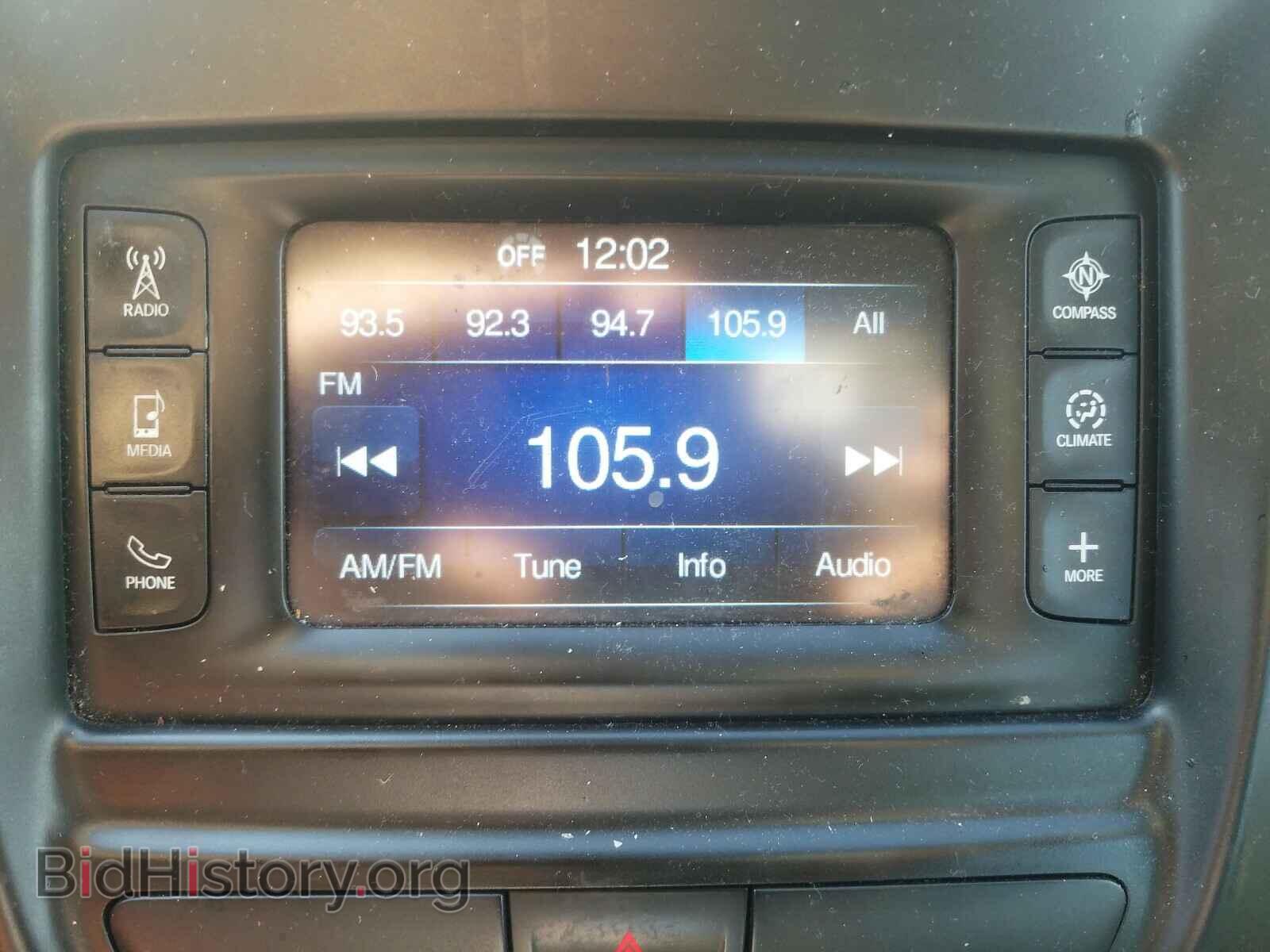 2016 CHRYSLER 200 - VIN: 1C3CCCAB9GN171210 - Фото 9