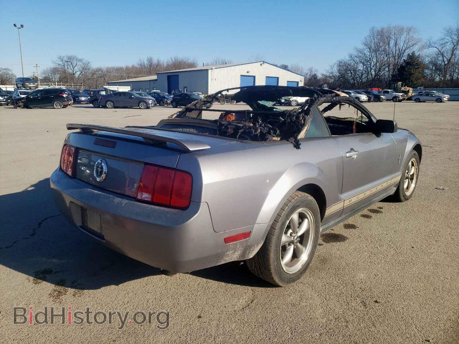 2006 FORD MUSTANG - VIN: 1ZVHT84N765102421 - Фото 4