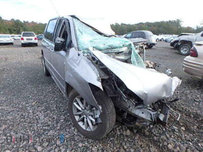 2014 Dodge CARAVAN Grand Cara, silver — VIN 2C4RDGBG1ER254702, Copart