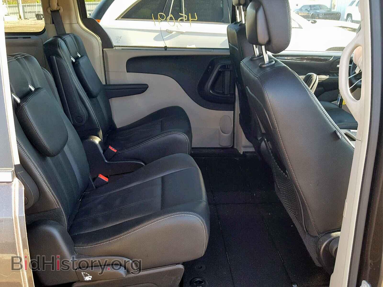 2016 CHRYSLER TOWN & COU - VIN: 2C4RC1BG7GR127276 - Фото 6