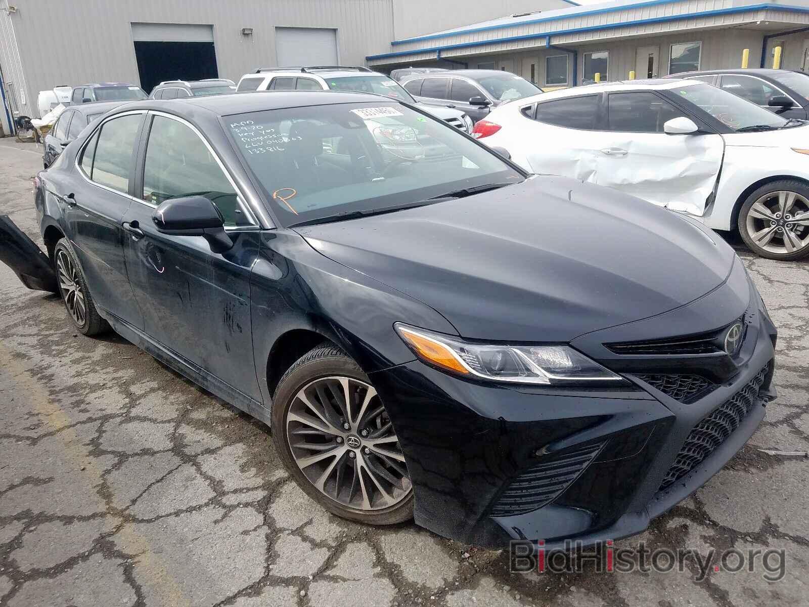 Photo JTNB11HK6J3040807 - TOYOTA CAMRY 2018