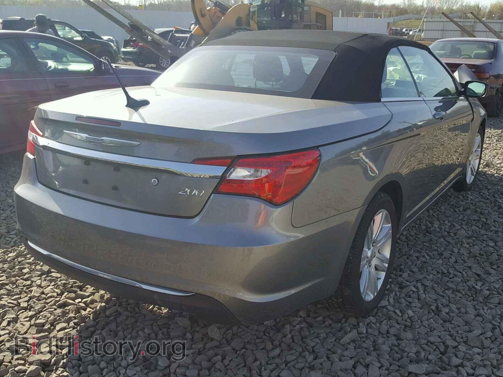2013 CHRYSLER 200 - VIN: 1C3BCBEB3DN724171 - Photo 4