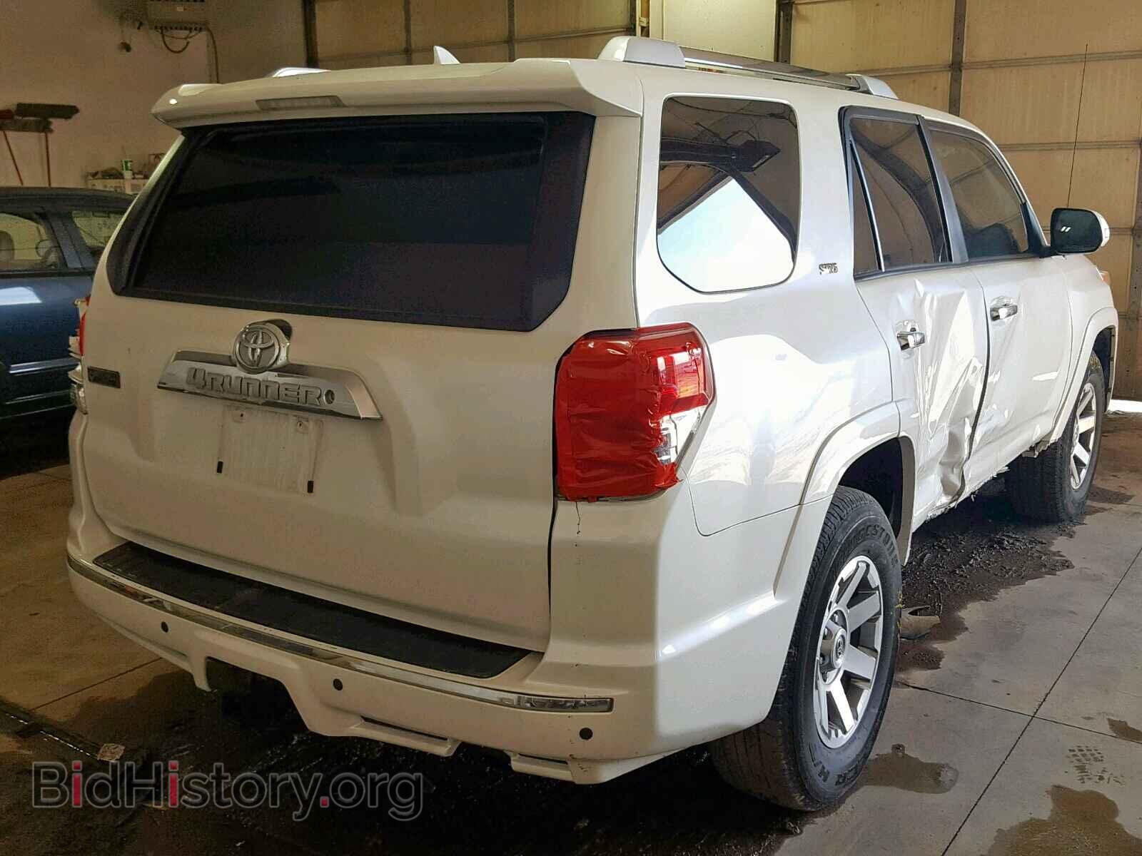 2013 TOYOTA 4RUNNER SR - VIN: JTEZU5JR9D5058196 - Фото 4