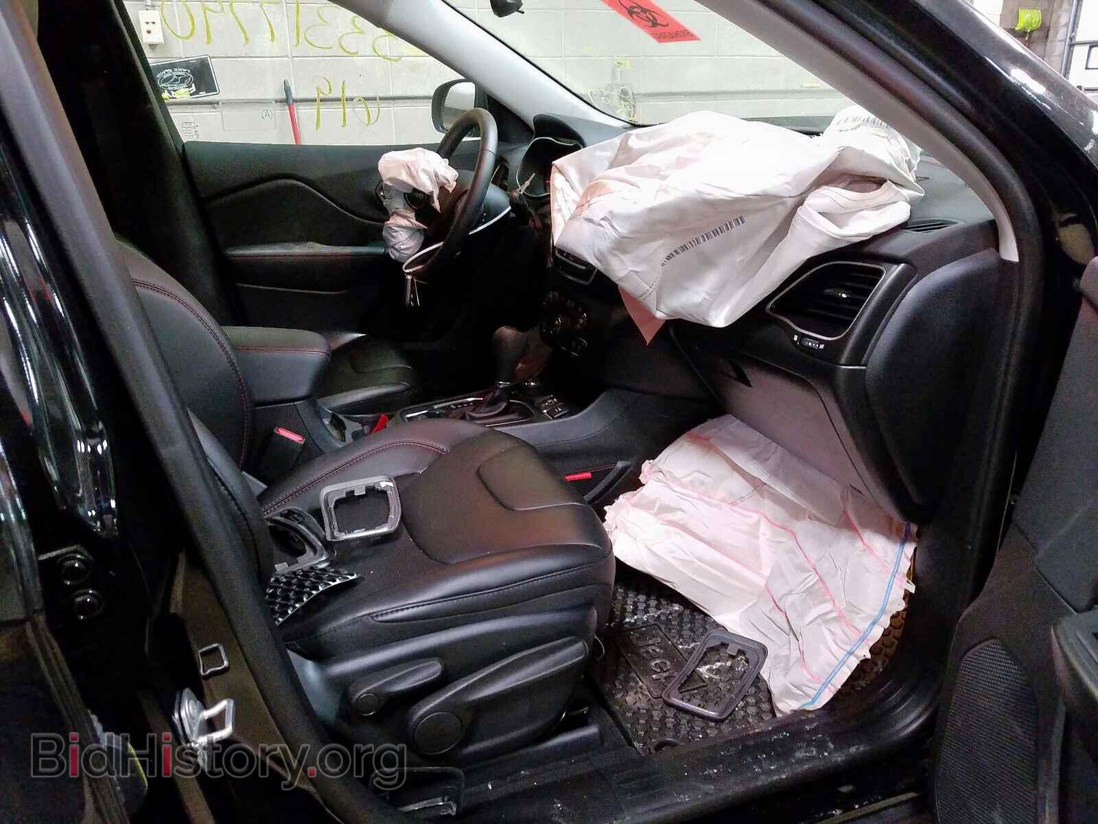 2019 JEEP CHEROKEE - VIN: 1C4PJMBX6KD398839 - Фото 5