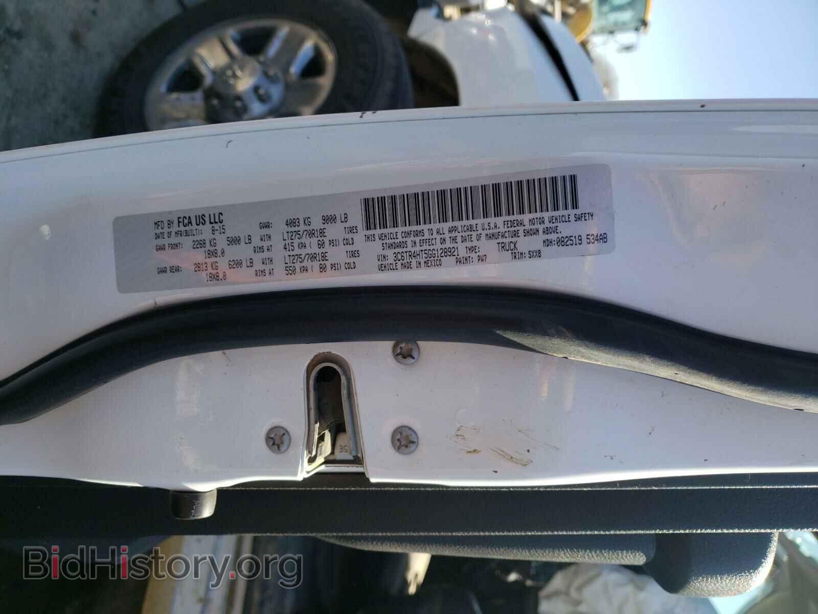 2016 RAM 2500 - VIN: 3C6TR4HT5GG128921 - Photo 10