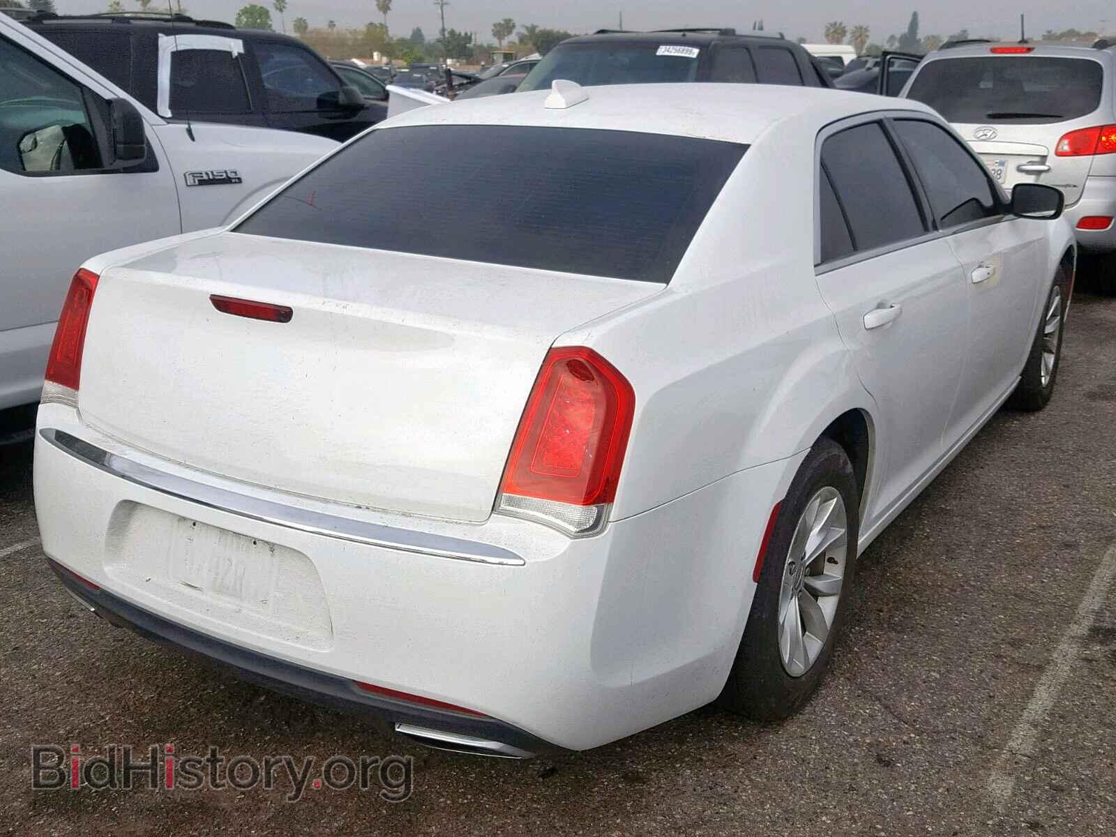 2015 CHRYSLER 300 - VIN: 2C3CCAAG5FH756521 - Photo 4