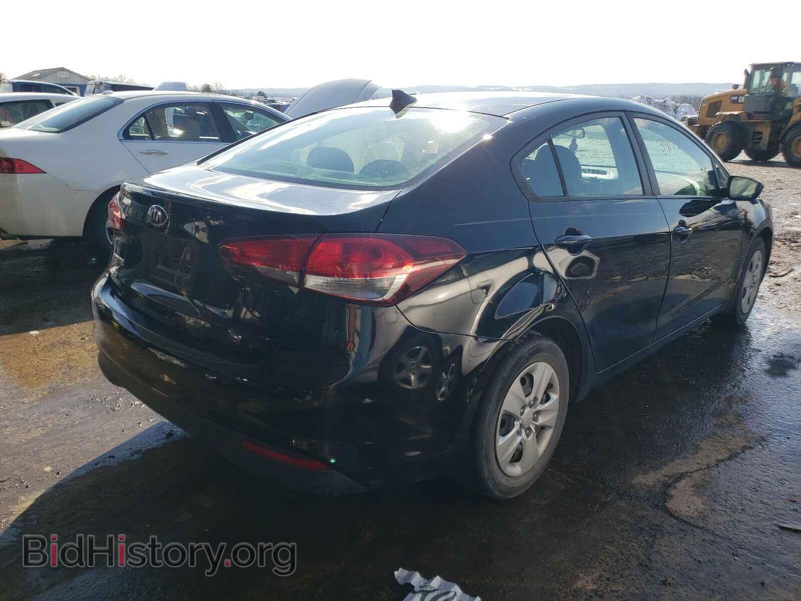 2017 KIA FORTE - VIN: 3KPFK4A76HE140225 - Фото 4