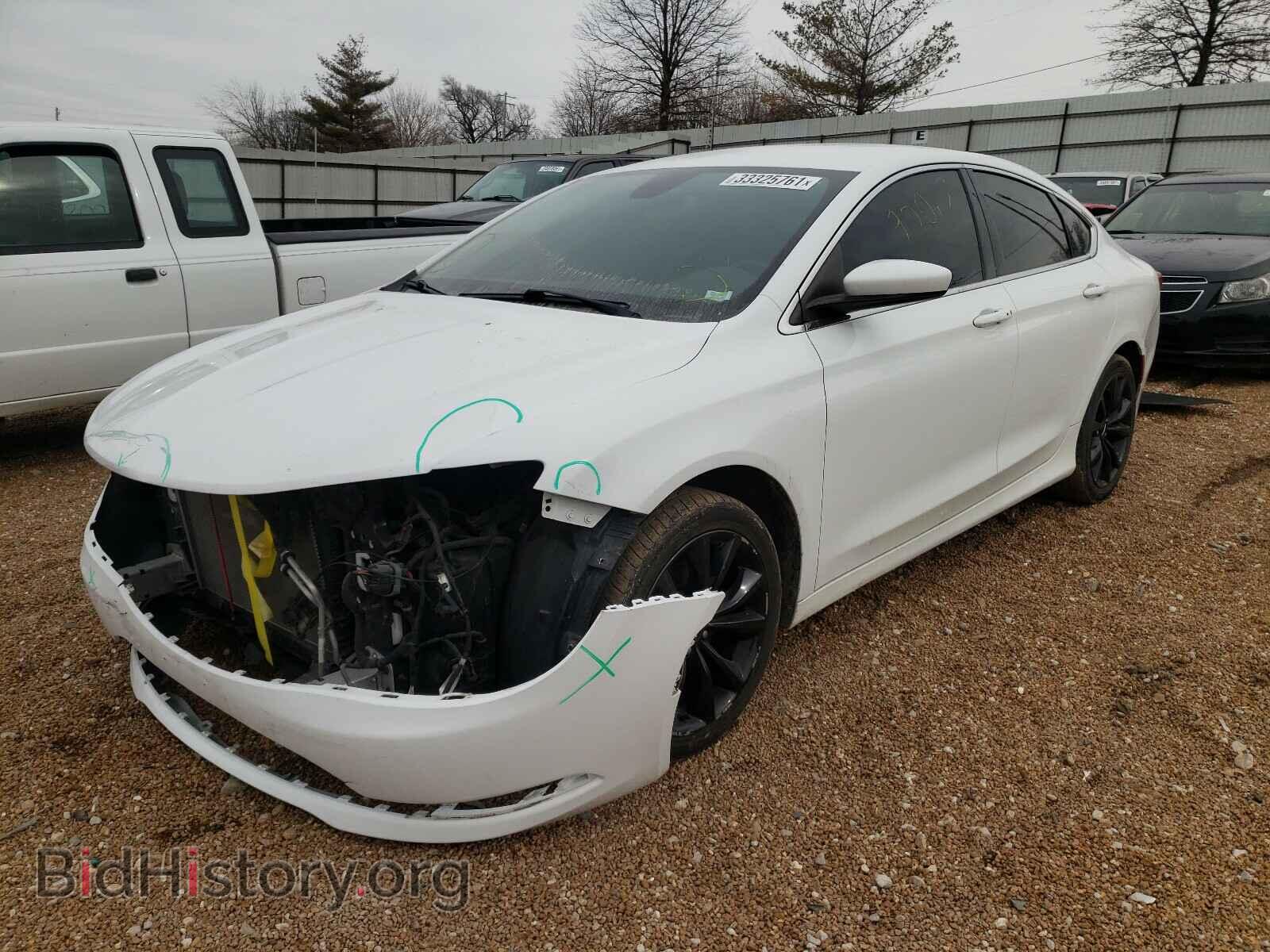 2015 CHRYSLER 200 - VIN: 1C3CCCAB4FN747560 - Photo 2