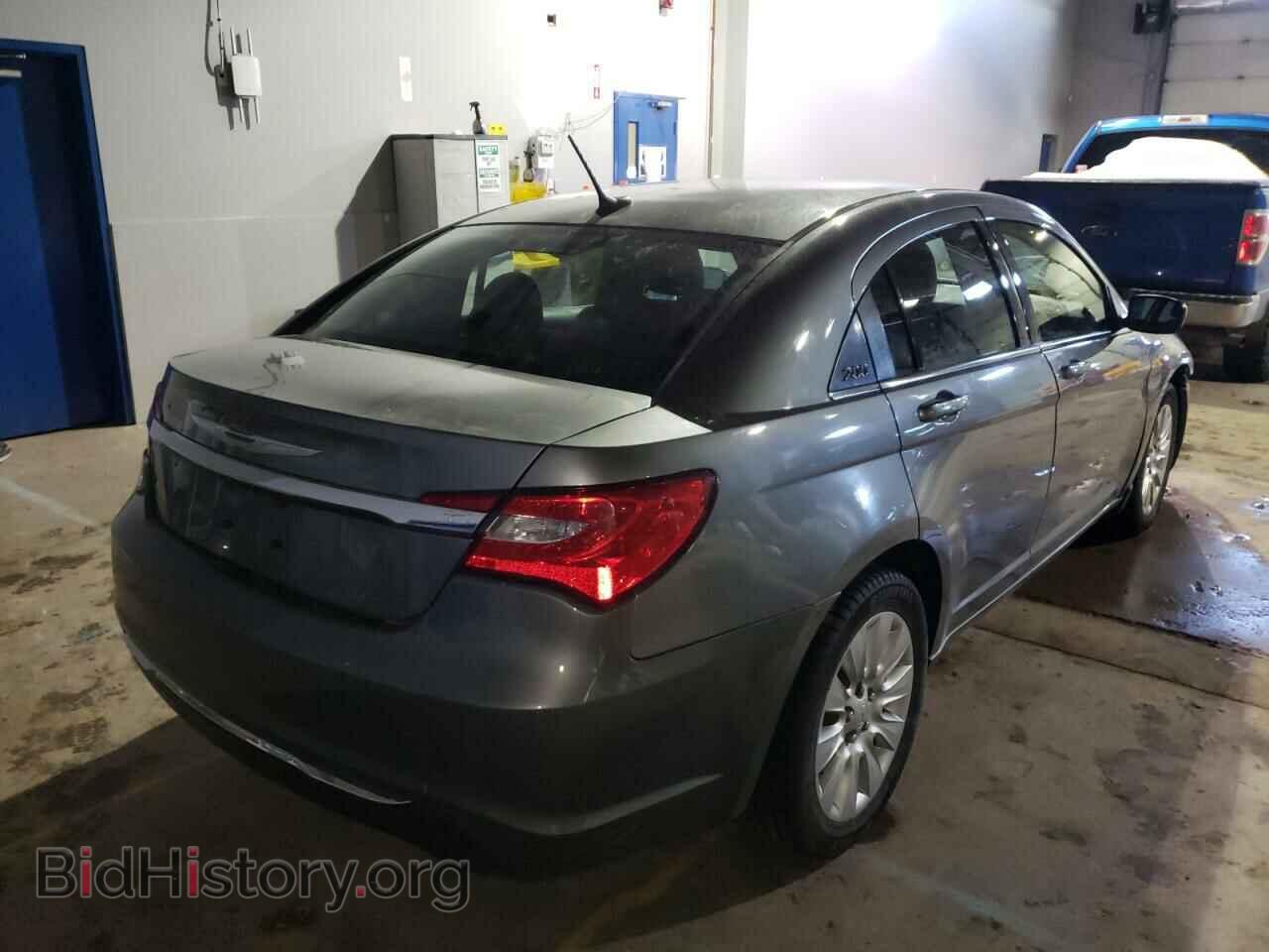 2013 CHRYSLER 200 - VIN: 1C3CCBAB0DN511172 - Photo 4