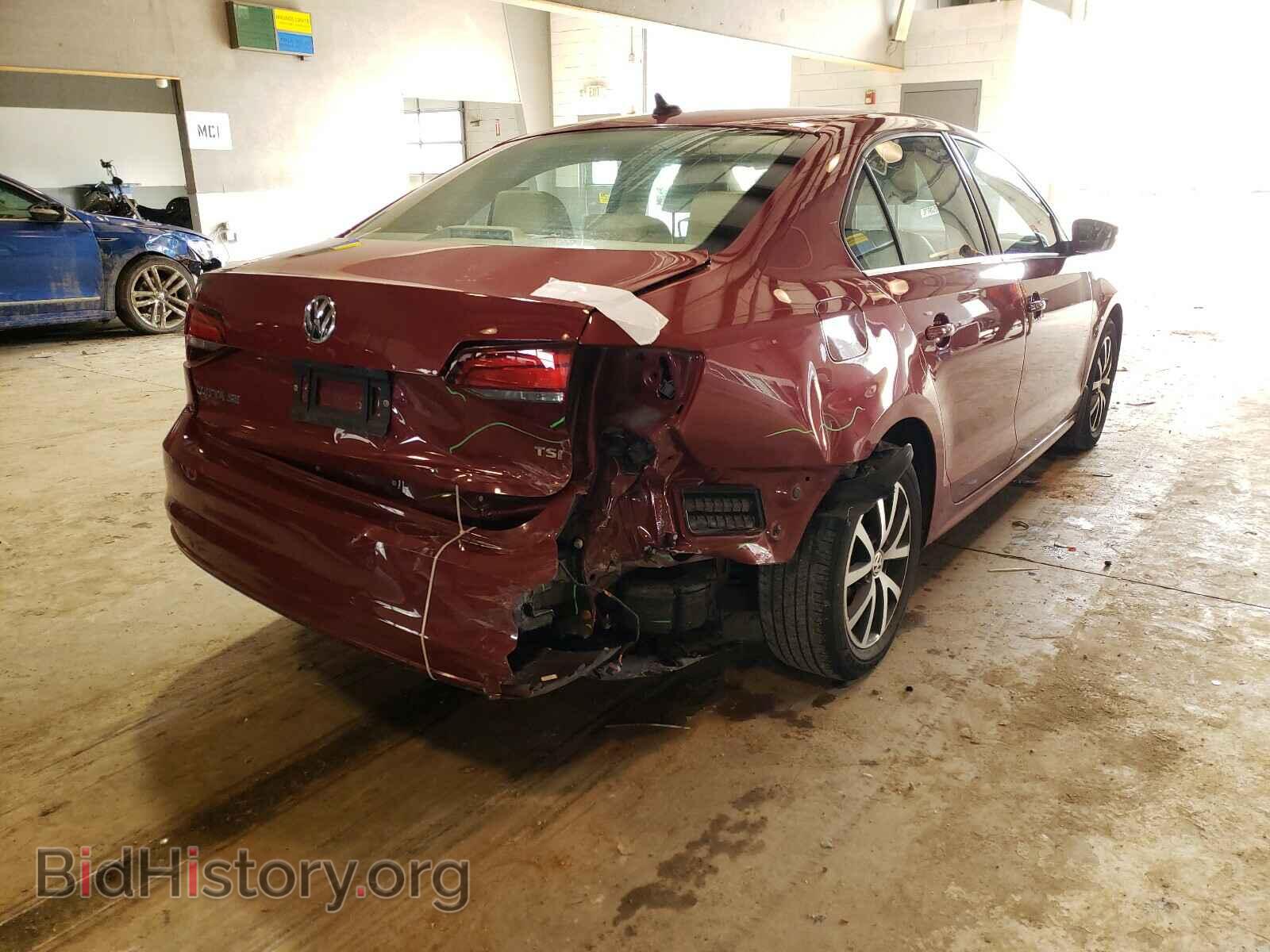 2017 VOLKSWAGEN JETTA - VIN: 3VWDB7AJ7HM219183 - Фото 4