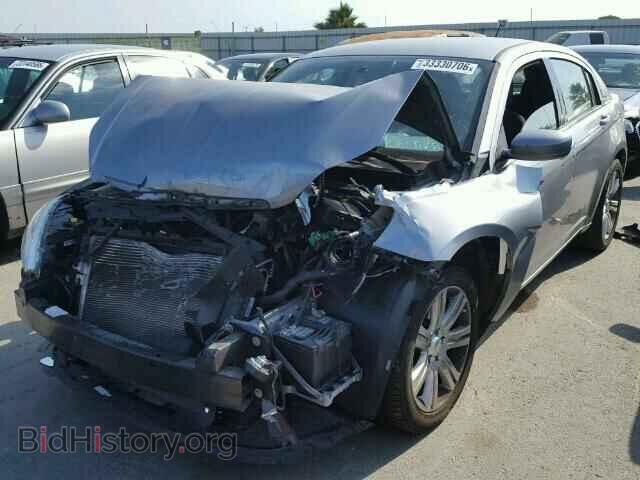 2013 CHRYSLER 200 - VIN: 1C3CCBBB8DN734879 - Фото 2