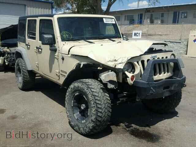 Photo 1J4BA3H1XBL516804 - JEEP WRANGLER 2011