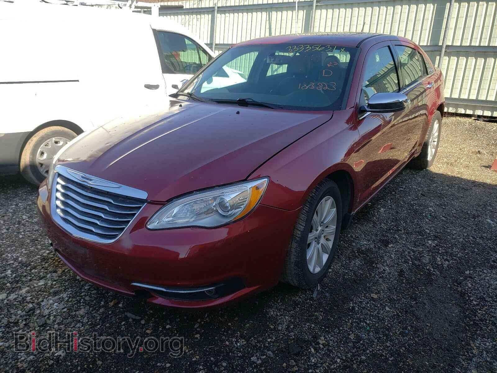 2014 CHRYSLER 200 - VIN: 1C3CCBCG3EN183823 - Фото 2