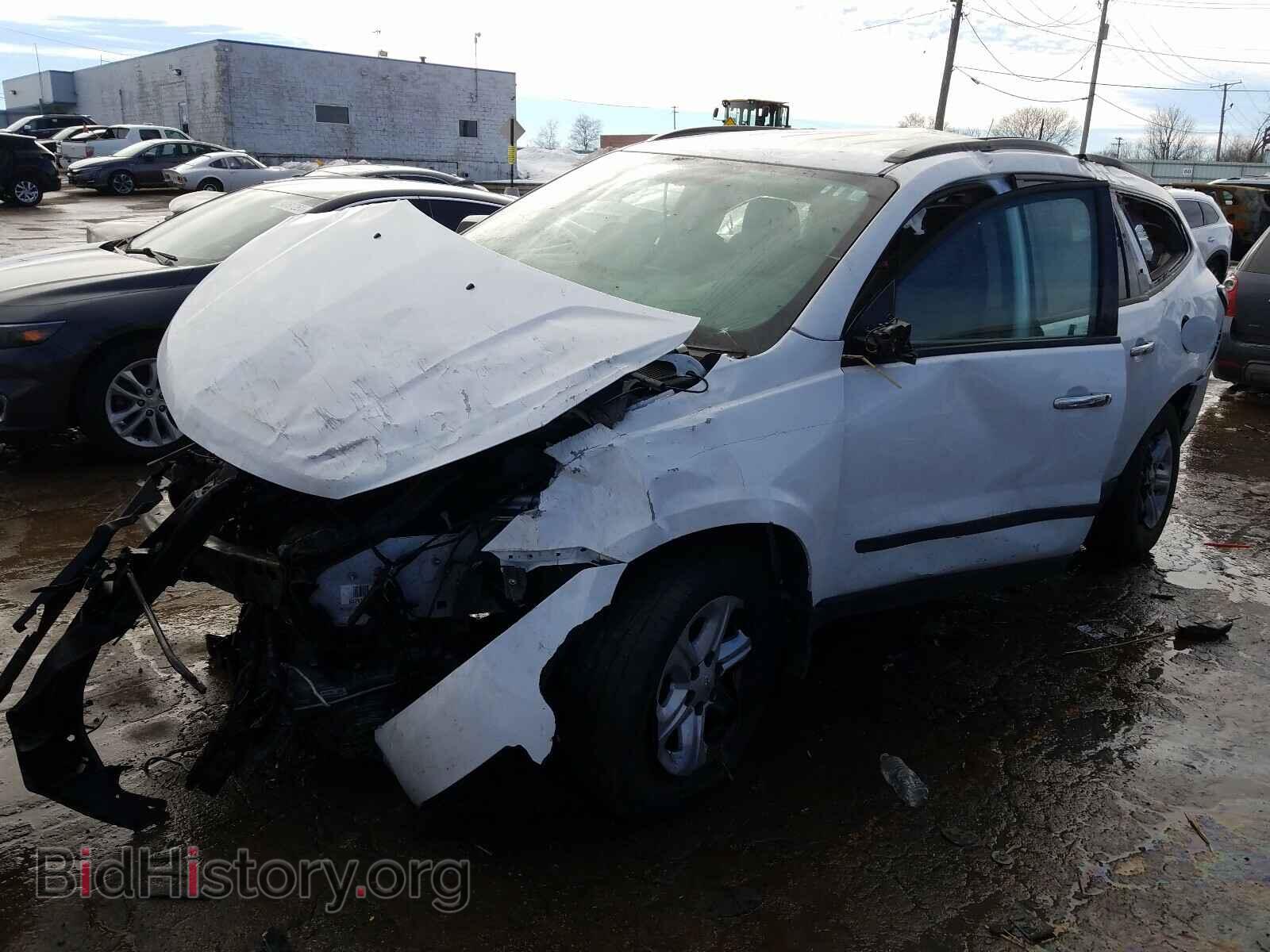 2017 CHEVROLET TRAVERSE - VIN: 1GNKRFED3HJ336848 - Фото 2