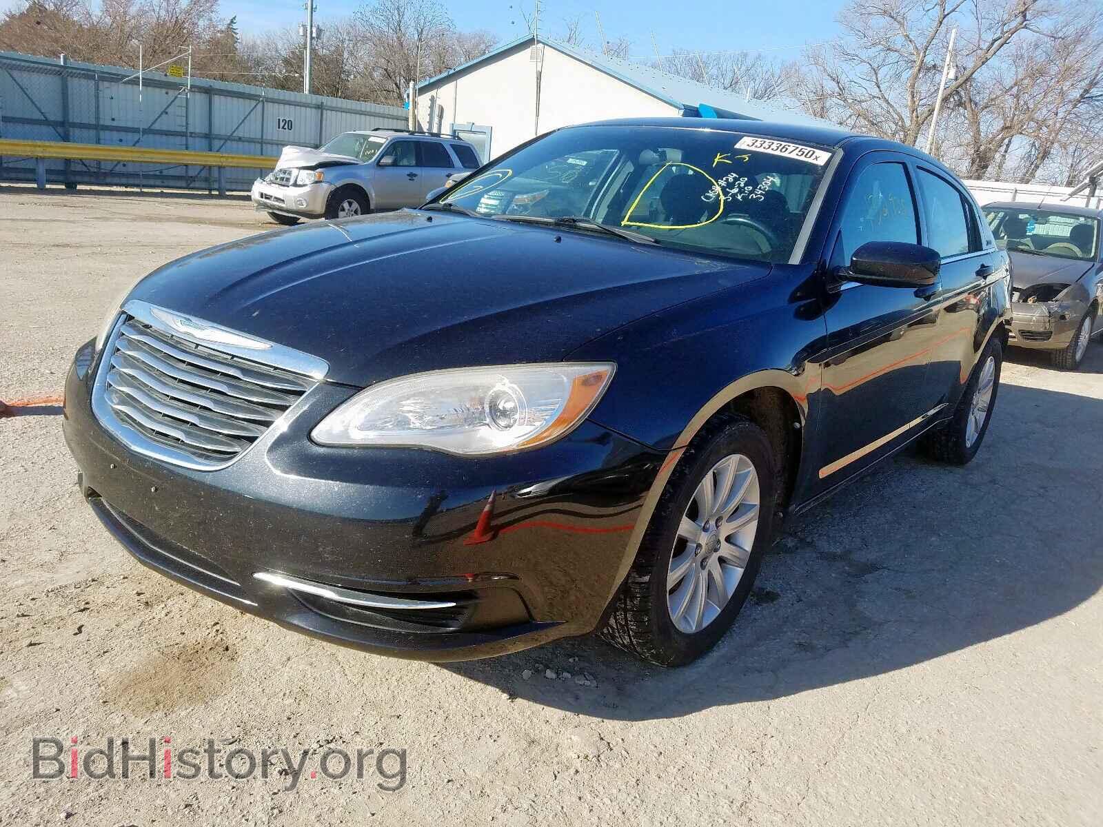 2011 CHRYSLER 200 - VIN: 1C3BC1FB2BN521729 - Фото 2