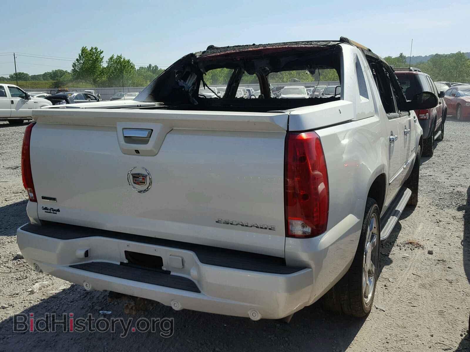 2011 CADILLAC ESCALADE E - VIN: 3GYT4MEF2BG203664 - Фото 4