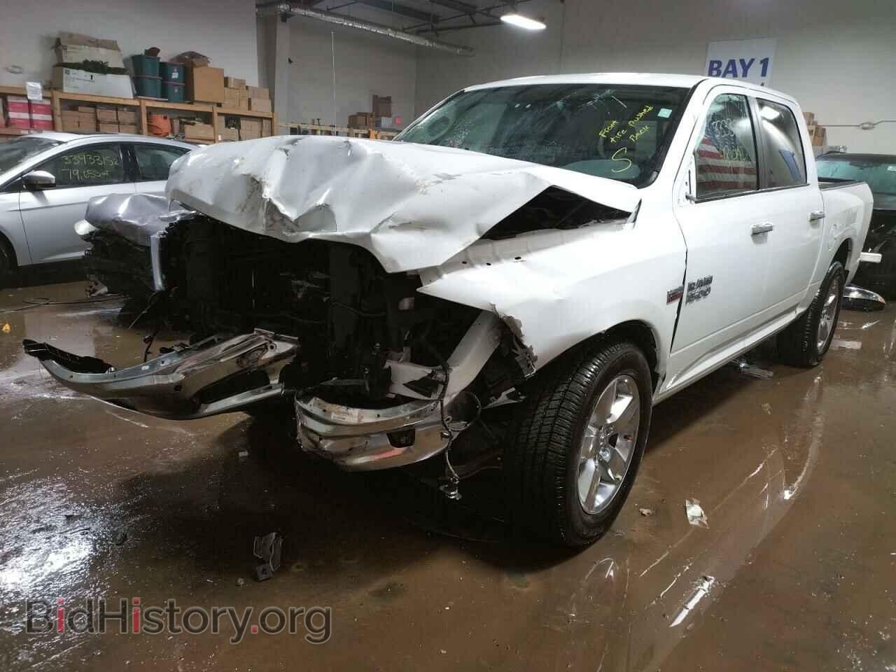 2018 RAM 1500 - VIN: 1C6RR7LT5JS233655 - Фото 2