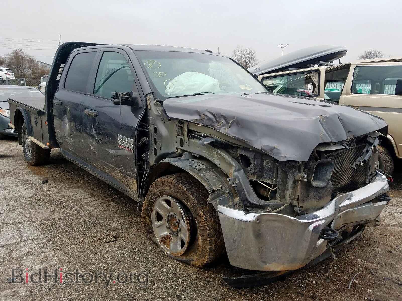 Photo 3C6UR5HL2EG136076 - RAM 2500 2014