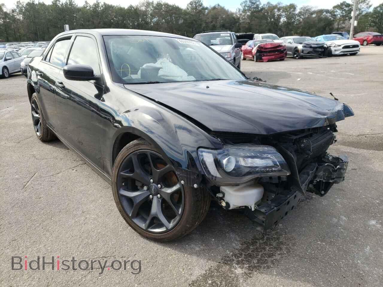 Фотография 2C3CCAAG6LH164394 - CHRYSLER 300 2020