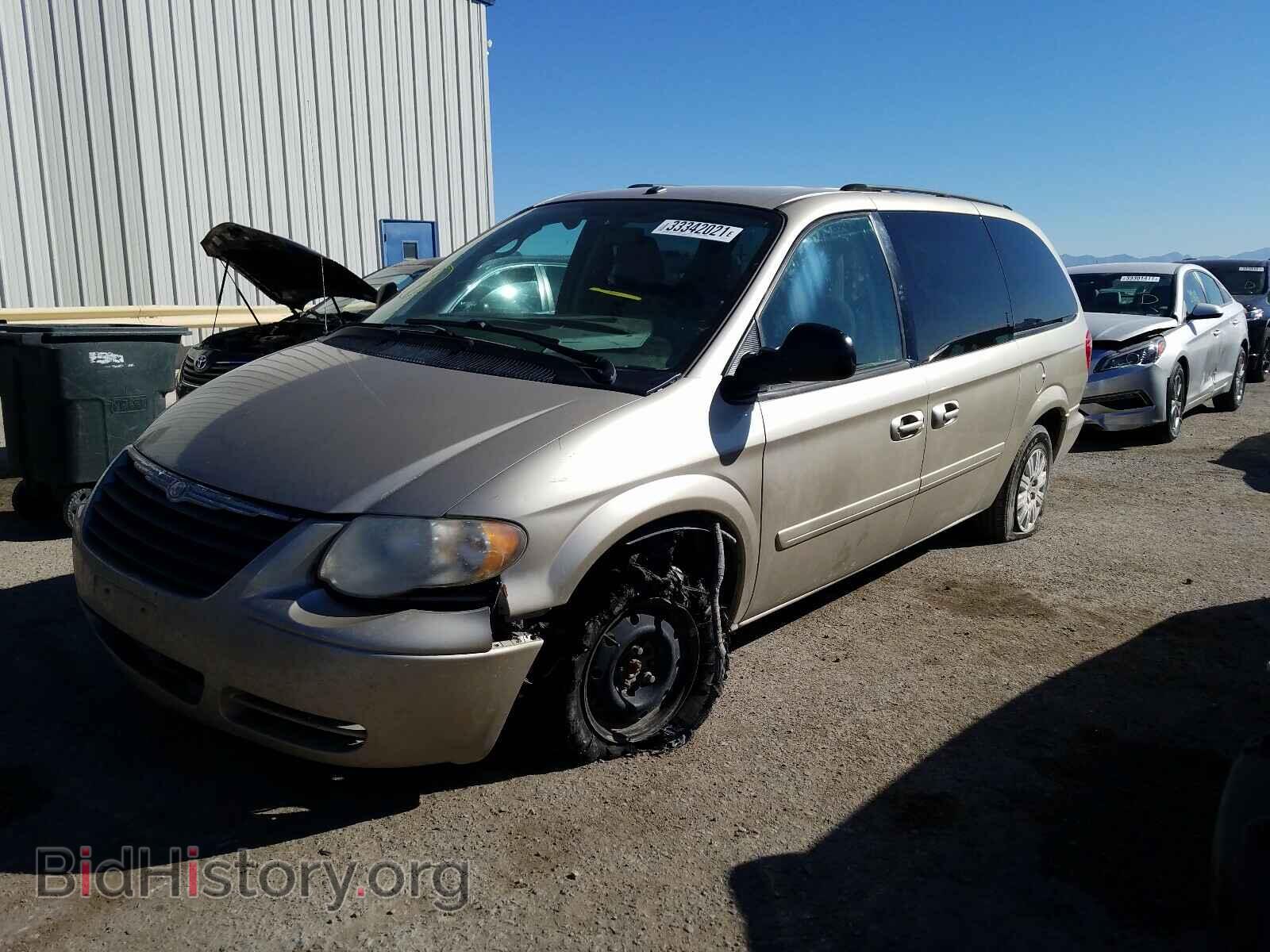 2007 CHRYSLER MINIVAN - VIN: 2A4GP44R07R272276 - Photo 2