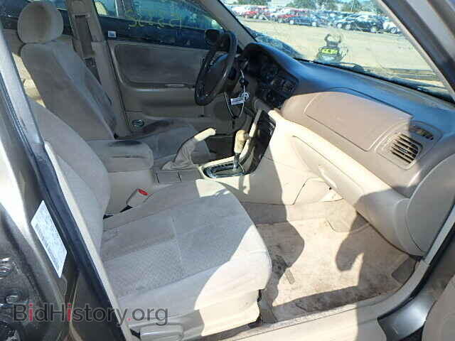 2000 MAZDA 626 - VIN: 1YVGF22C4Y5120585 - Фото 5