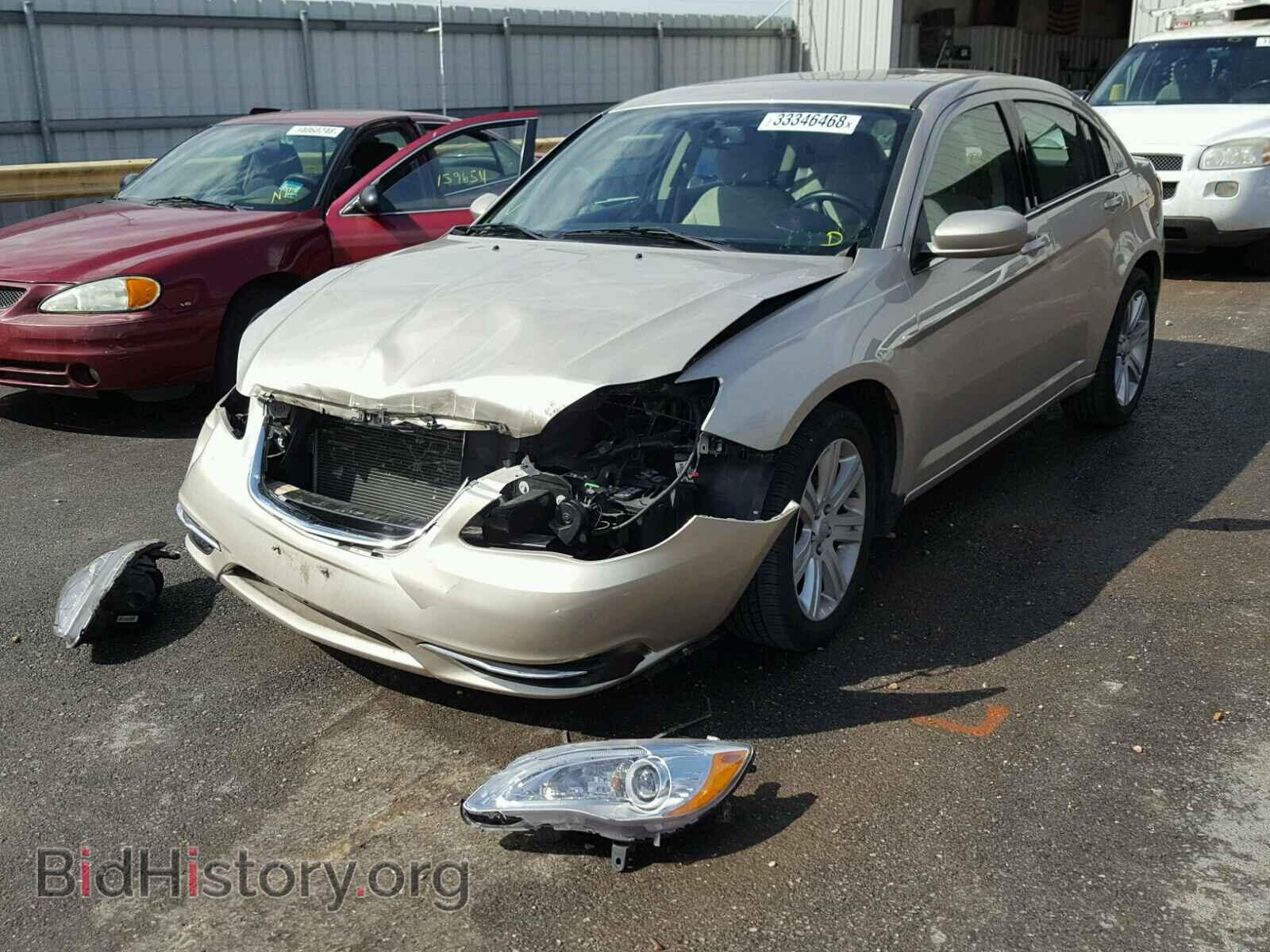 2014 CHRYSLER 200 - VIN: 1C3CCBBB1EN132147 - Фото 2