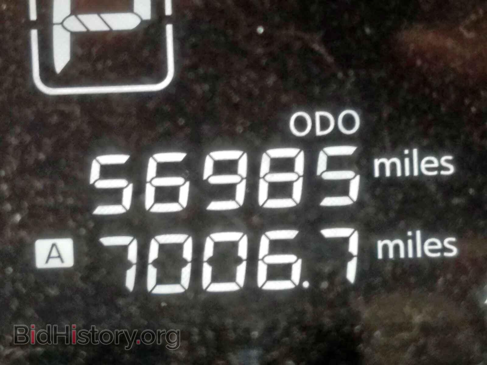 2017 NISSAN VERSA - VIN: 3N1CE2CP5HL358621 - Photo 8