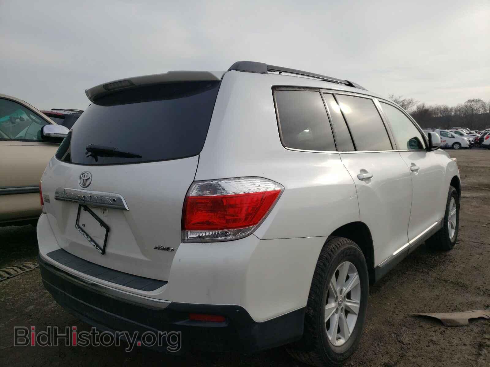 2012 TOYOTA HIGHLANDER - VIN: 5TDBK3EH2CS150552 - Фото 4