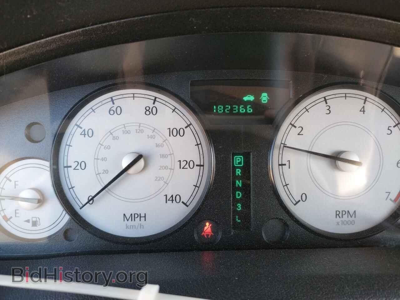 2007 CHRYSLER 300 - VIN: 2C3KA43R07H732985 - Фото 8