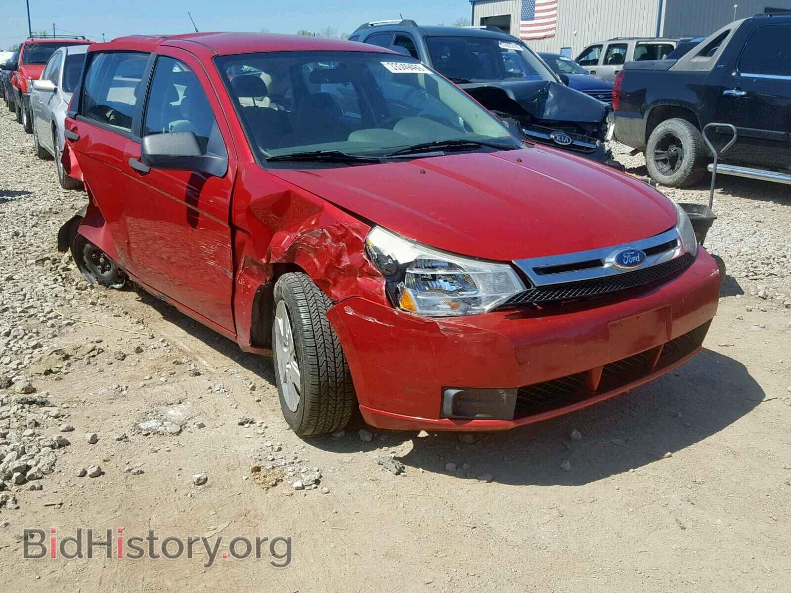 Photo 1FAHP3EN6BW195547 - FORD FOCUS 2011