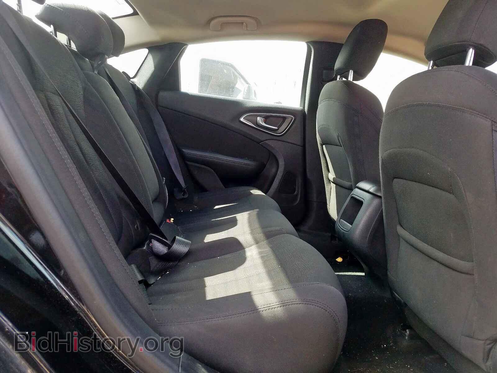 2016 CHRYSLER 200 - VIN: 1C3CCCAB9GN145349 - Фото 6