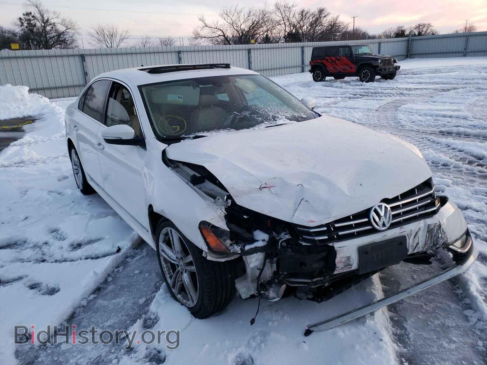 Фотография 1VWCN7A39DC048209 - VOLKSWAGEN PASSAT 2013