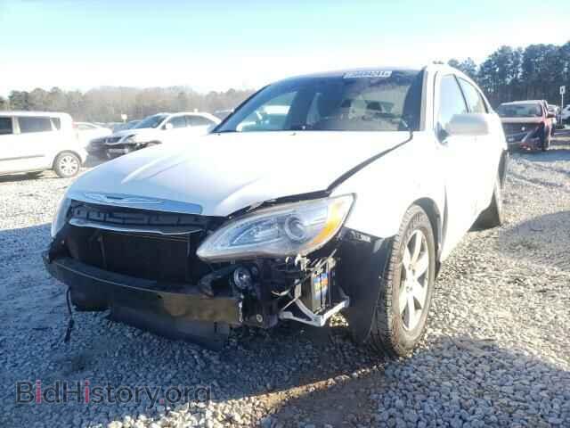 2014 CHRYSLER 200 - VIN: 1C3CCBAB8EN125097 - Фото 2
