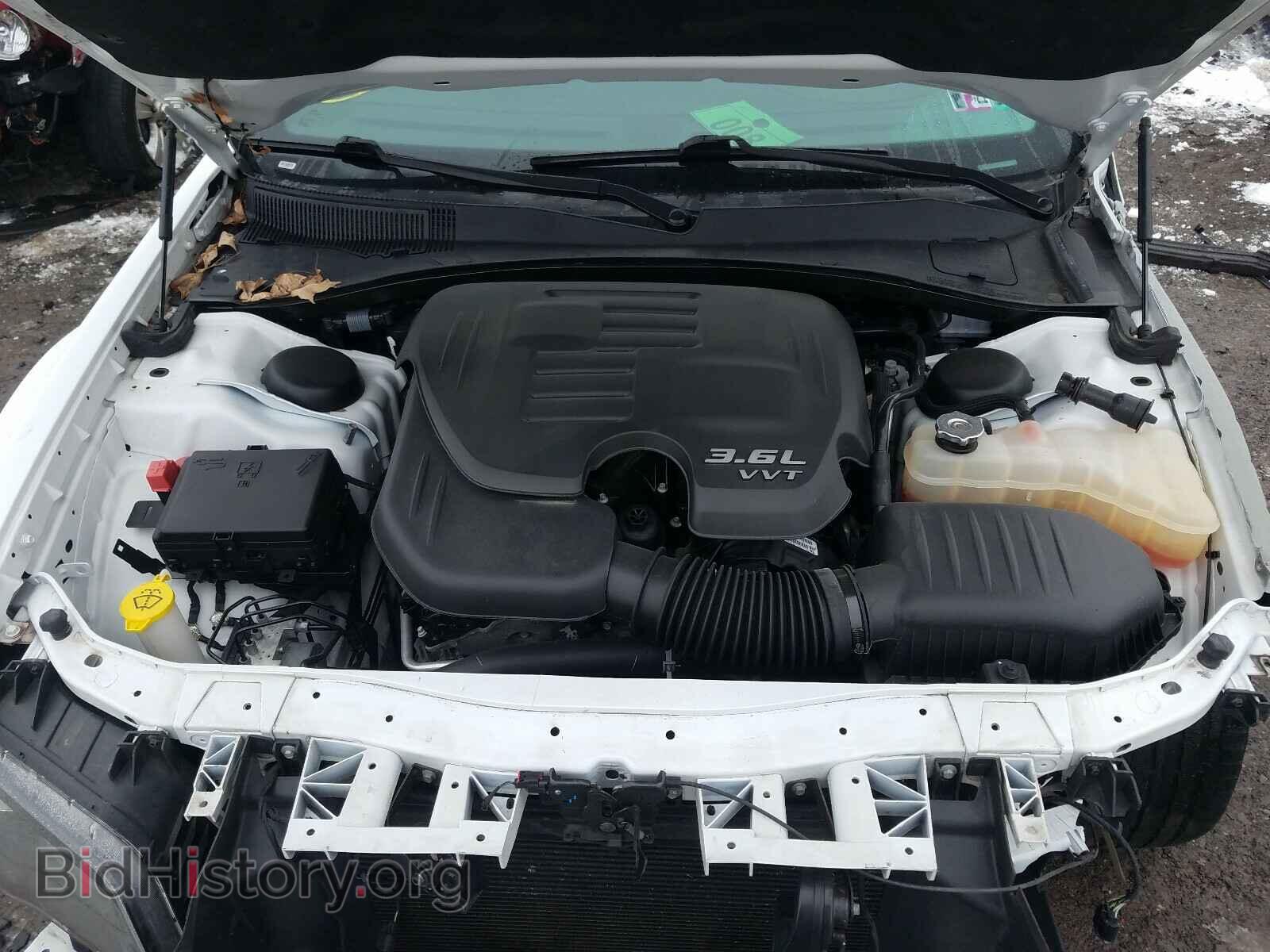 2018 CHRYSLER 300 - VIN: 2C3CCABG4JH243820 - Фото 7